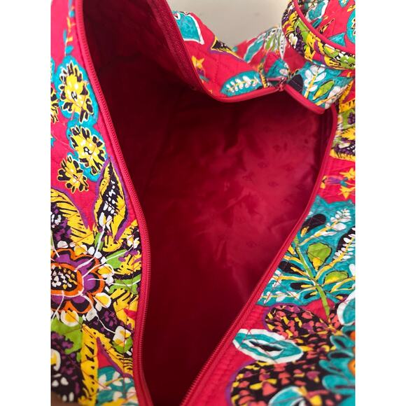 Vera Bradley Bag Red Multi Floral Quilted Duffle Weekender Travel Bag - Picture 4 of 14